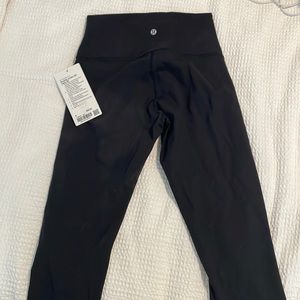 NWT Wunder Under Lululemon